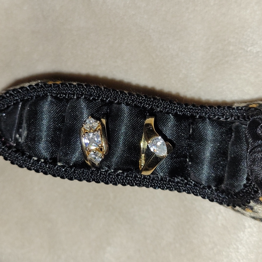 2 Lia Sophia rings